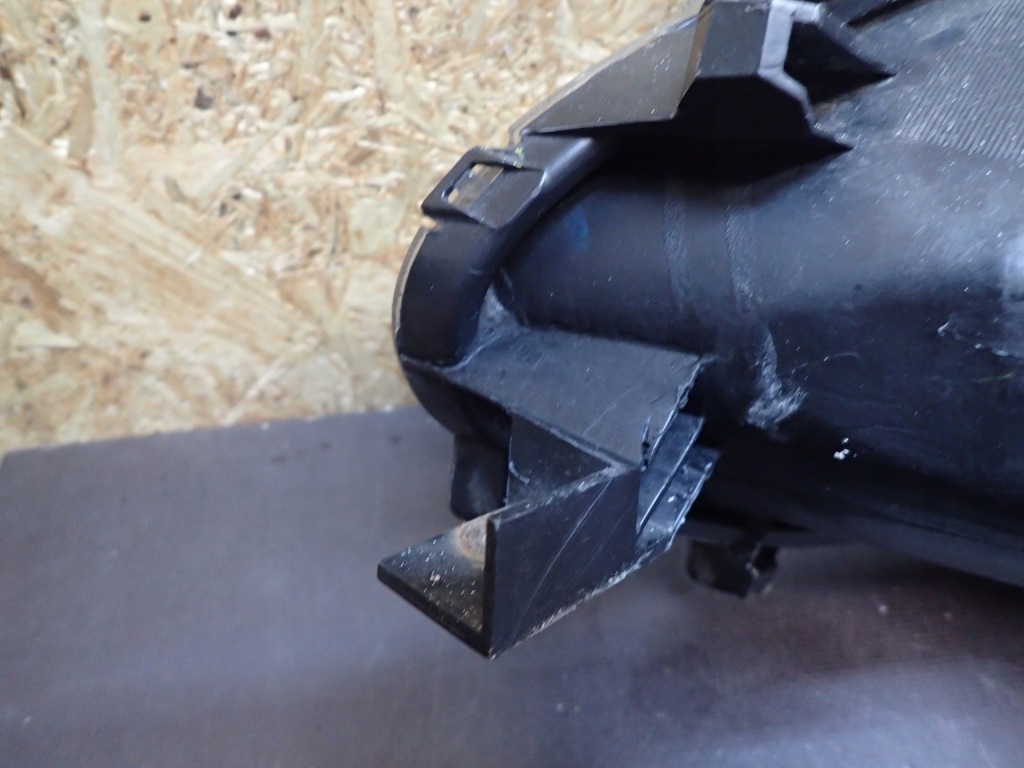 фото №3, Лампа перед права mitsubishi space star ii 2 13-