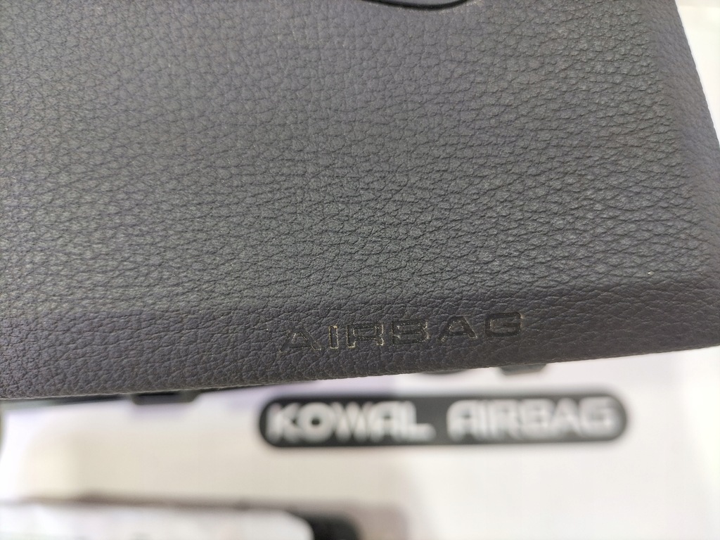 фото №6, Audi q8 4m8 приборная панель консоль подушка безопасности подушки безопасности ремни оригинал демонтаж