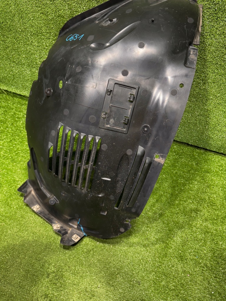 Підкрилок mercedes gls class w167 x167 2020-2023 a1676904603 в Україні