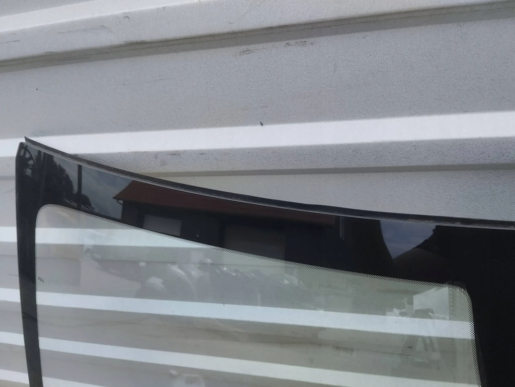 фото №5, Polestar 2 стекло перед передняя лобовое