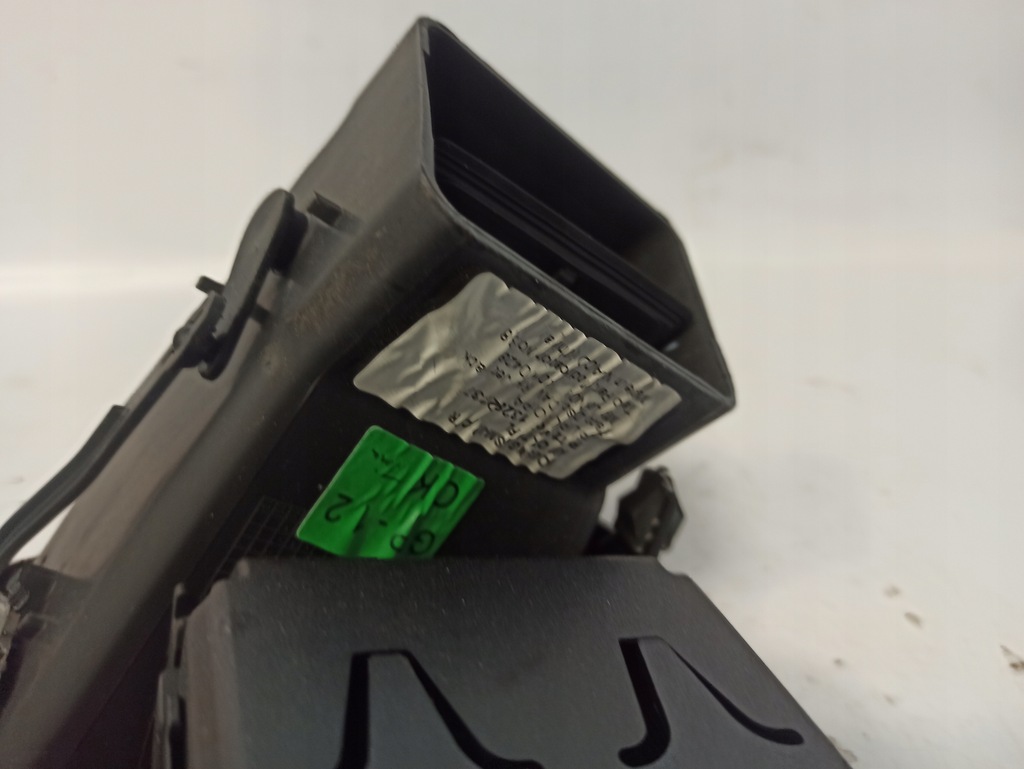 фото №10, Opel insignia a дисплей рамка середня повітропровід 12844841g 13275261