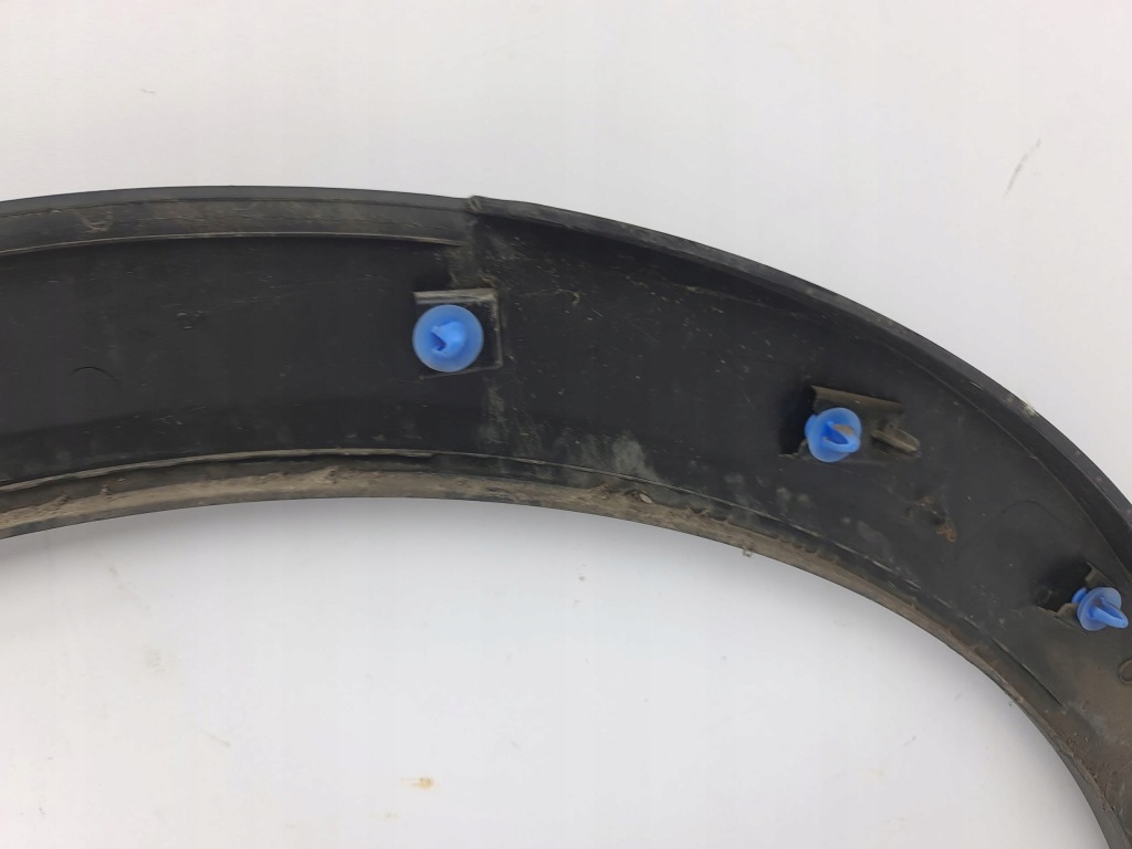 фото №10, Peugeot 2008 ii 2021 левая сторона молдинг крыла заднего