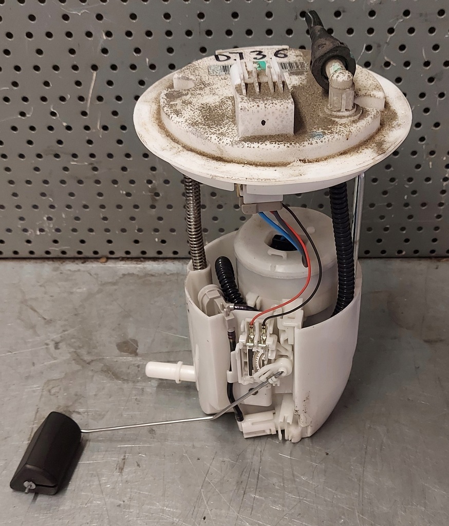 фото №1, Journey freemont 11-20r 3.6 насос пального 4x4 awd