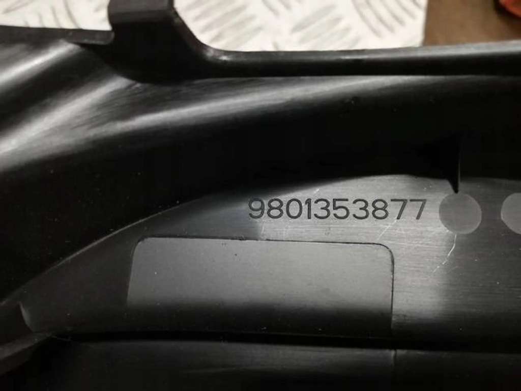 фото №5, Опора полка правая обшивка c4 cactus 9801353877