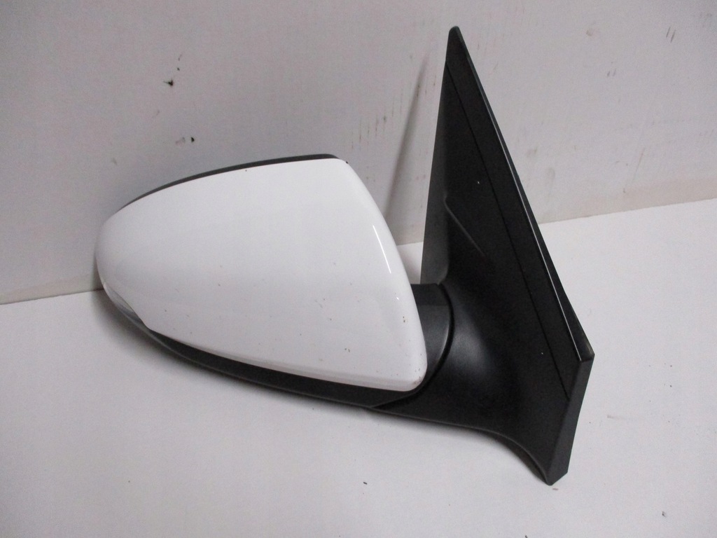 фото №11, Hyundai i20 1 i lift 12-14r направляющая бампера левый перед передний 86563-1j500