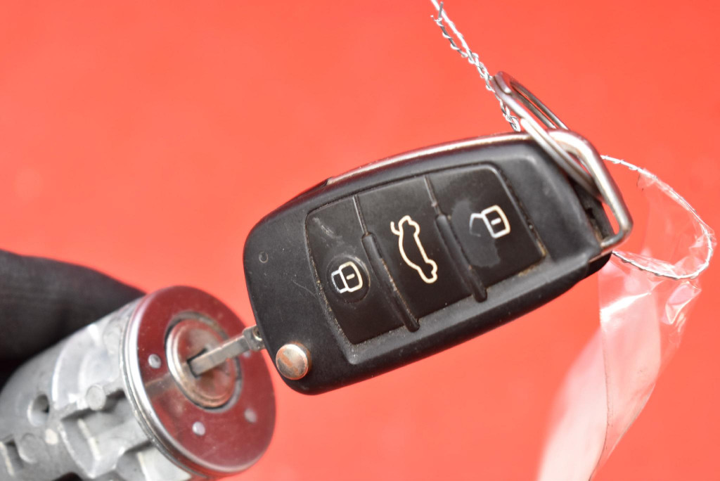 фото №6, Замок зажигания ключ n0502455 citroen c4 c 4 1 i 2.0 16v 136 km 04-08