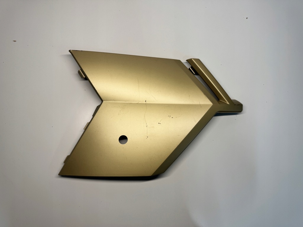 Купити Решітка бампера права перед renault megane v e-tech 620742561r