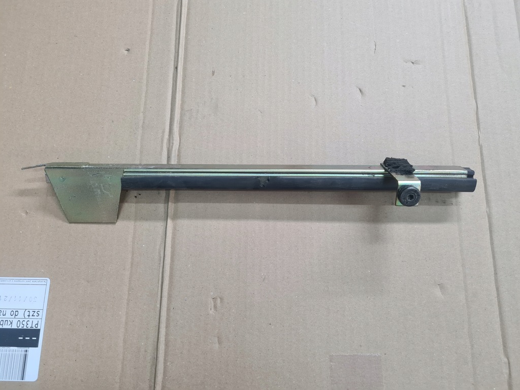 фото №1, Daf xf напрямна скло двері правих