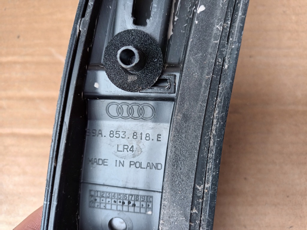 фото №10, Молдинг задня права audi q4 e-tron 89a задня правий