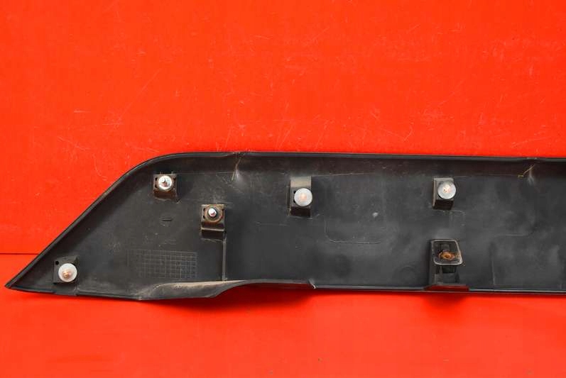 фото №13, Накладка крышки задняя задняя czarna 5817a022zz mitsubishi outlander 2 ii 09-13