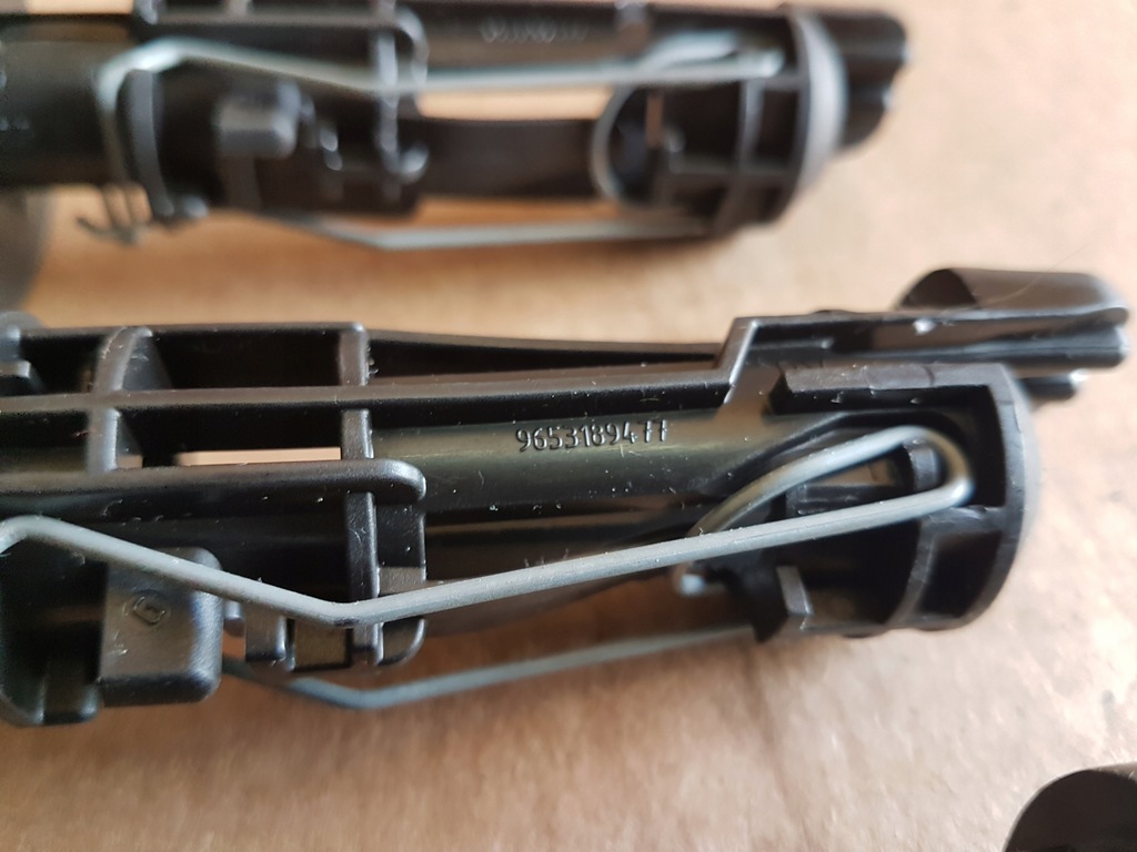 фото №6, Citroen c5 iii кронштейн регулировка подголовник