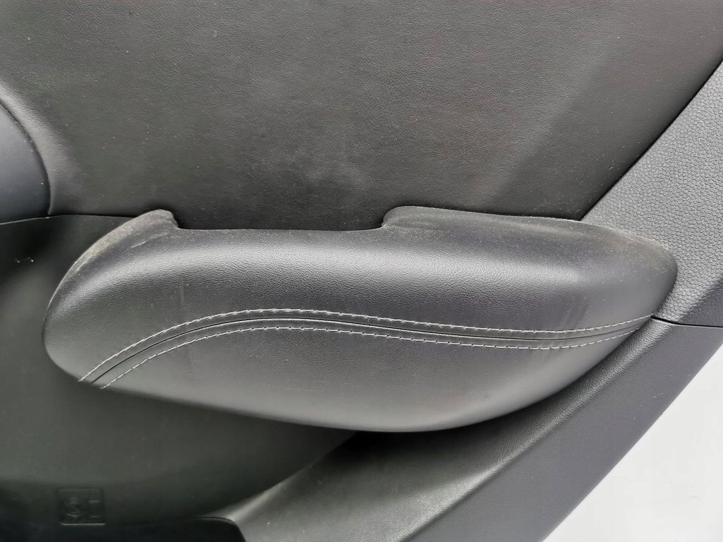 фото №7, Hyundai ix35 2013 правая сторона обшивки дверь