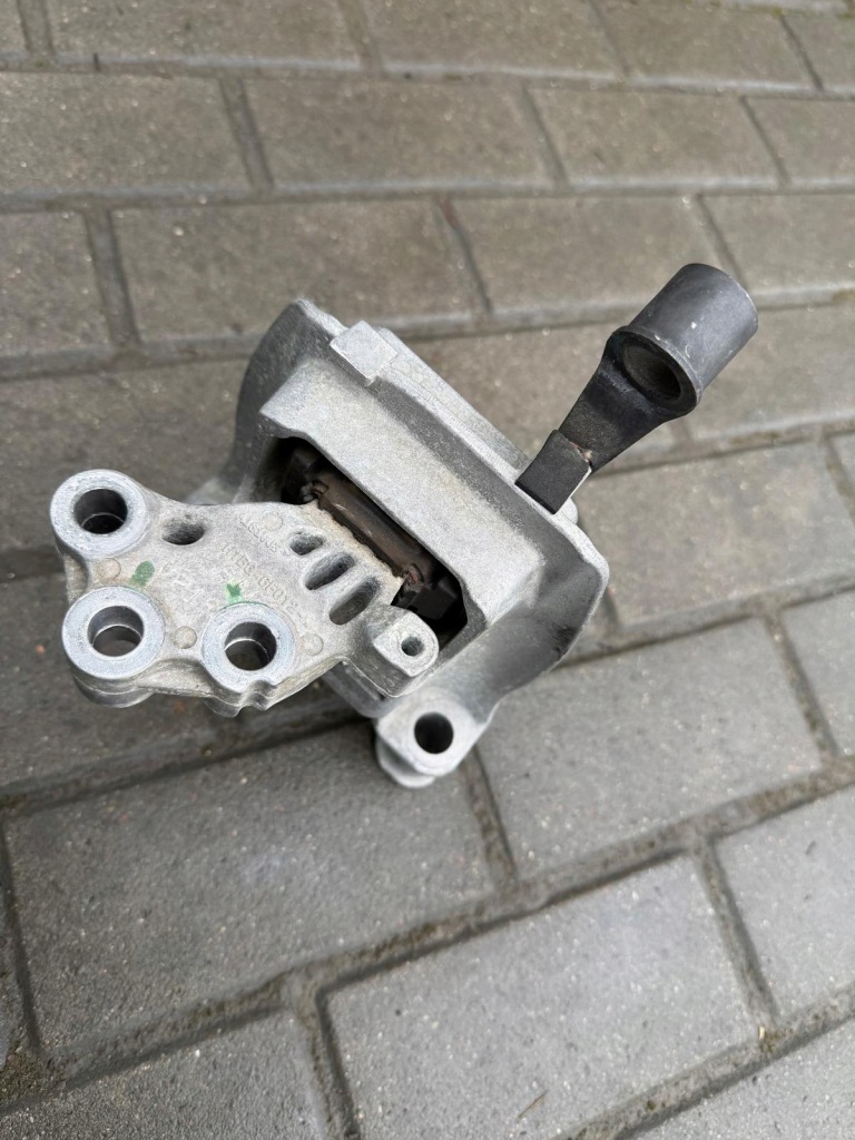 Купить Ford fiesta mk8 1.1 бензин подушка двигателя кронштейн оригинал