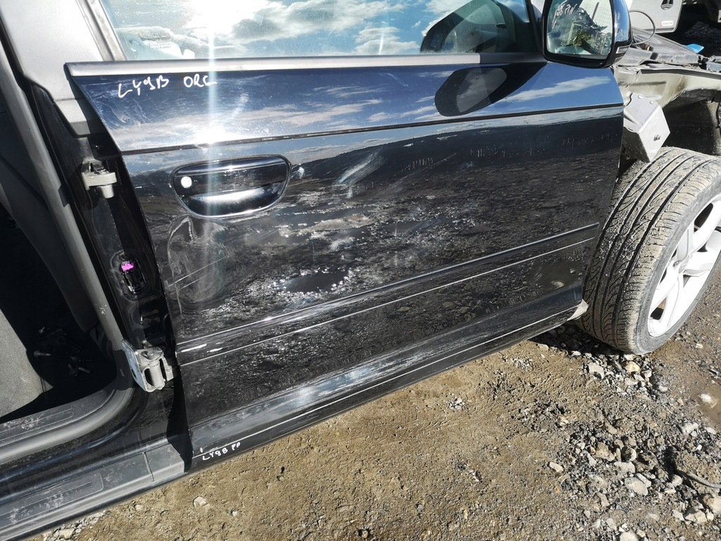 фото №1, Дверь правый перед audi a3 8p lift ly9b оригинал !!