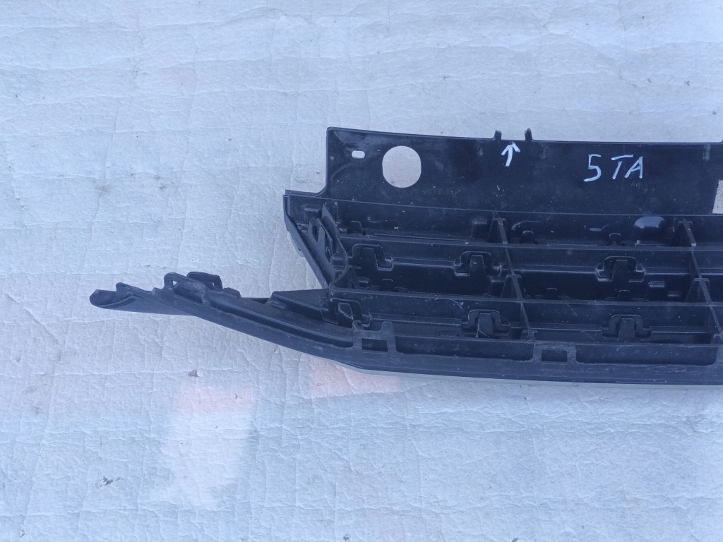 фото №9, Решітка радіатора vw touran 5ta решітка радіатора