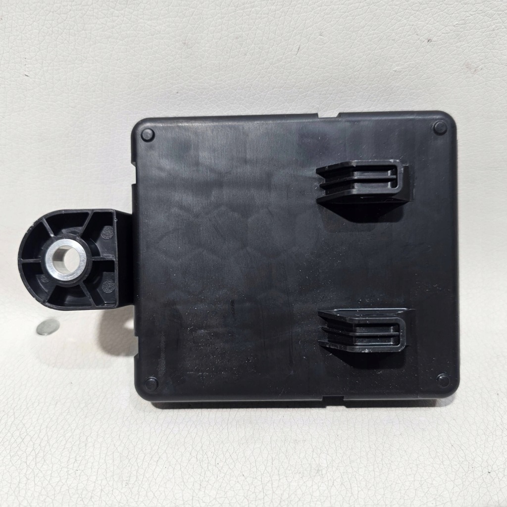 фото №5, Блок керування модуль бортовий комп'ютер tesla model 3 iii 149047100c