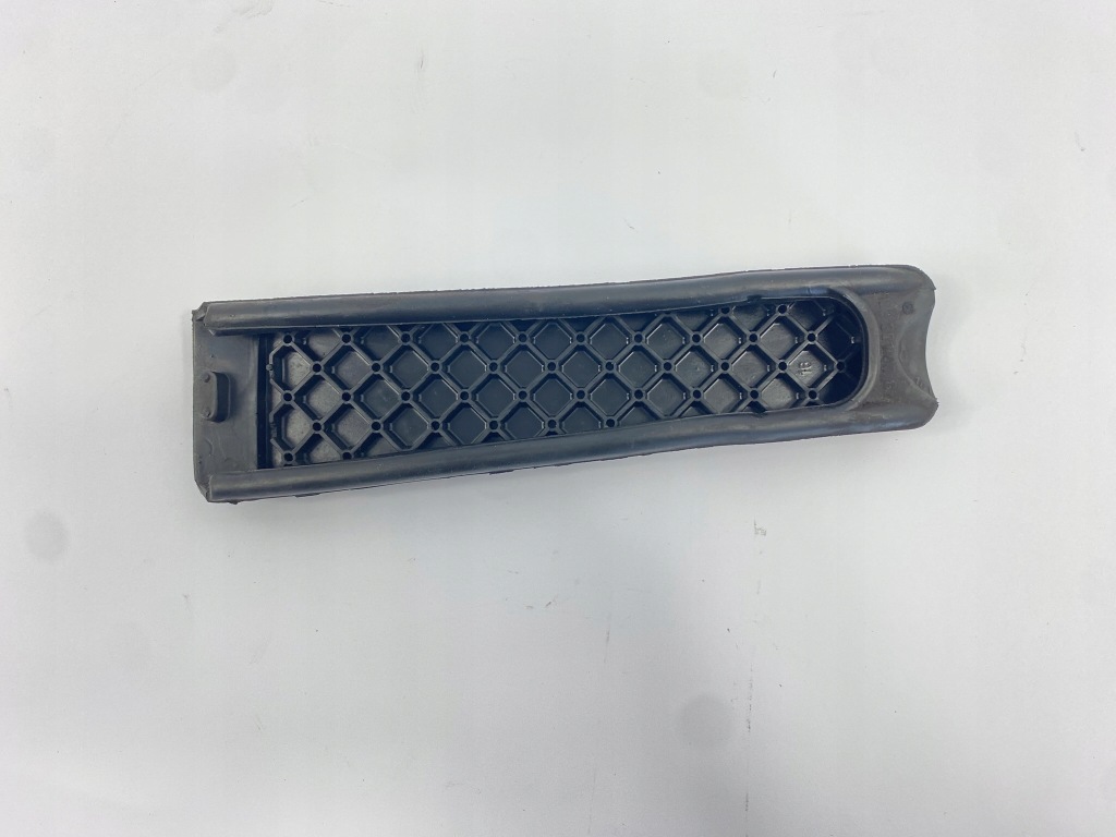 Резиновый элемент накладка педали газа mercedes w124 1233010082 Недорого