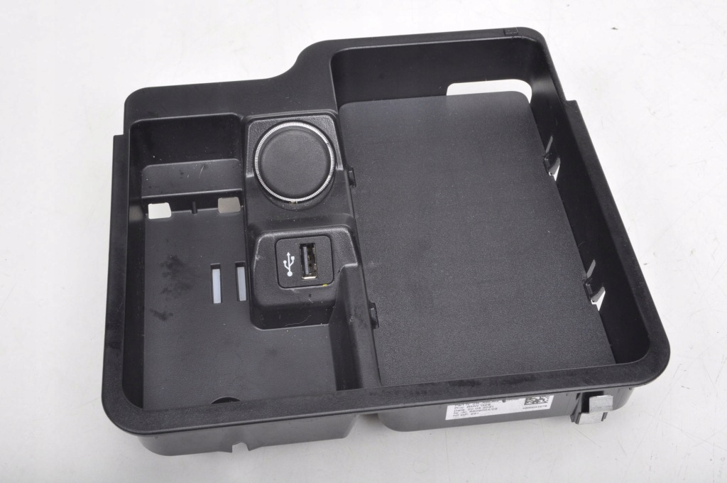 фото №1, Bmw g29 вхід роз'єм usb прикурювача 21r uk