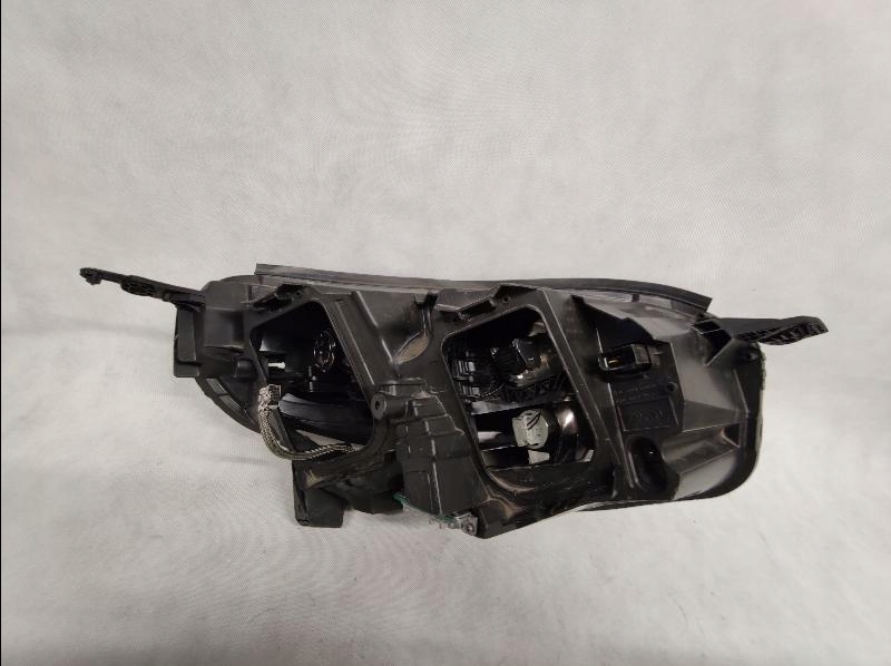 фото №11, Лампа передняя перед citroen jumpy iii 16- ксенон