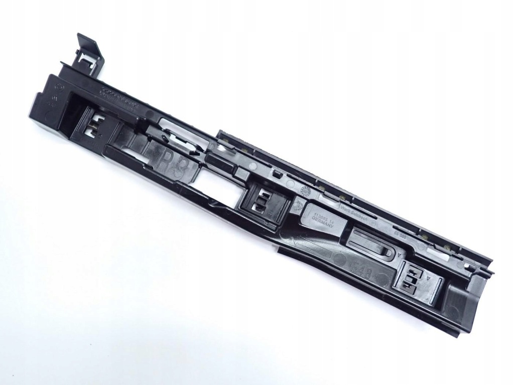 Купити Кронштейн  кронштейн порога  правий r3 7332334 bmw x1 f48 19r
