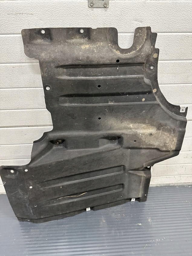 Купити Mercedes sprinter w910 w907 плита захист двигуна під  двигун a9106840101