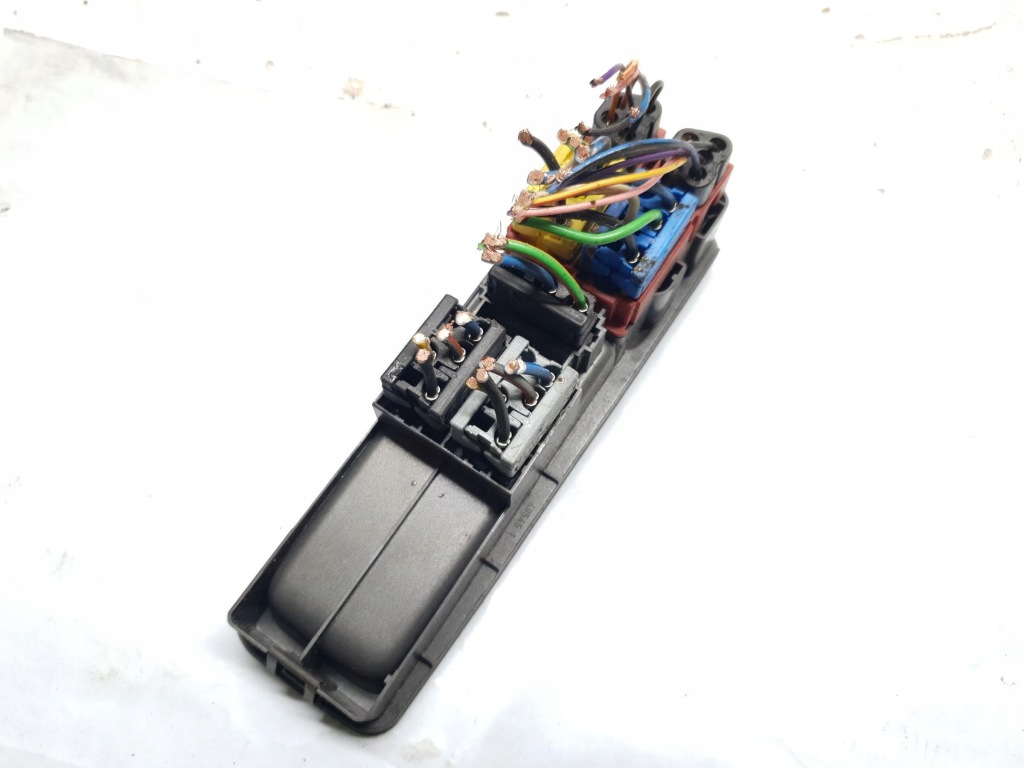 фото №4, Перемикач вікон лівий перед volvo v40