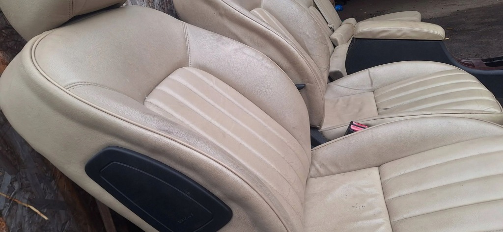 Peugeot 407 2005 сидіння / заднє сидіння / обшивки / комплект в Україні