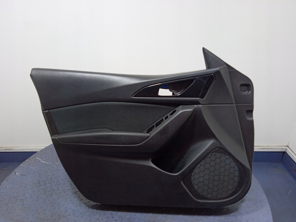 фото №1, Mazda 3 bm hb обшивка дверь перед левый bjs7-6846z