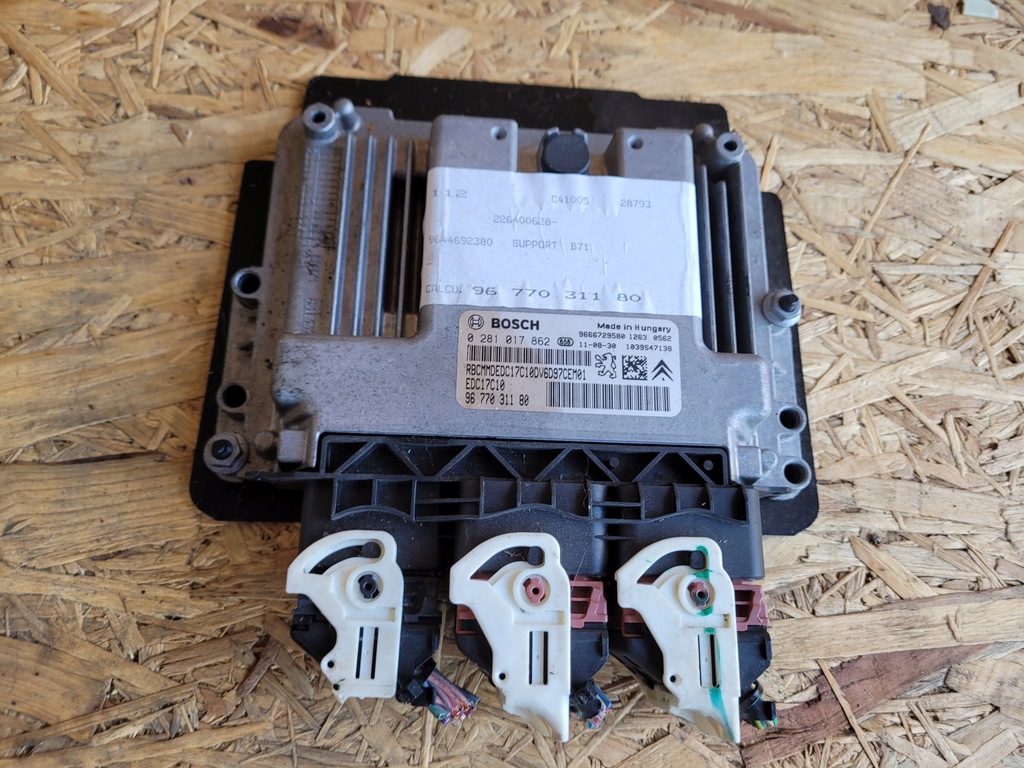 фото №1, Бортовой компьютер двигателя psa 9677031180