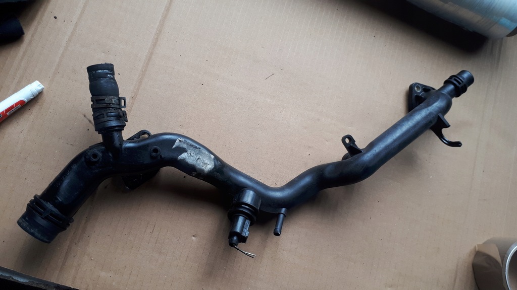 фото №1, S4 b8 магистраль wody трубка 3.0 tfsi 06e121045bd