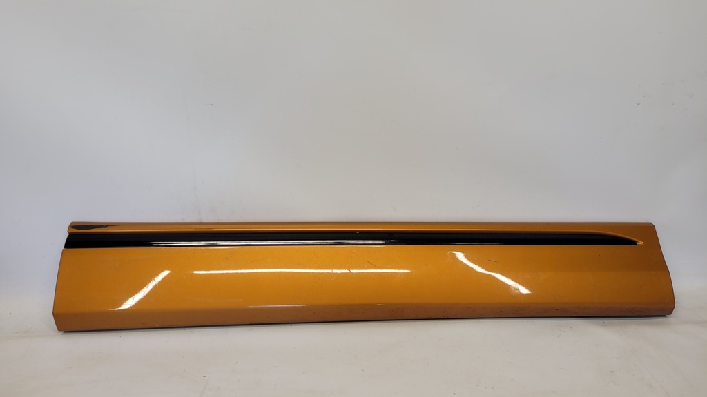 фото №1, Audi q8 4m8 молдинг боковая дверь правая перед