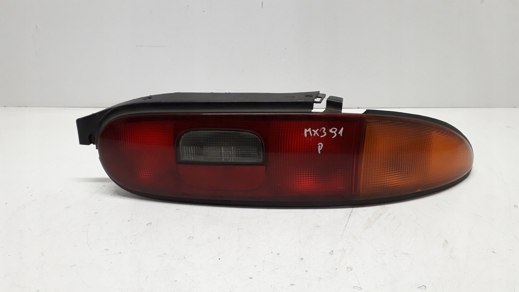 фото №1, Mazda mx3 mx-3 лампа правая задняя задняя
