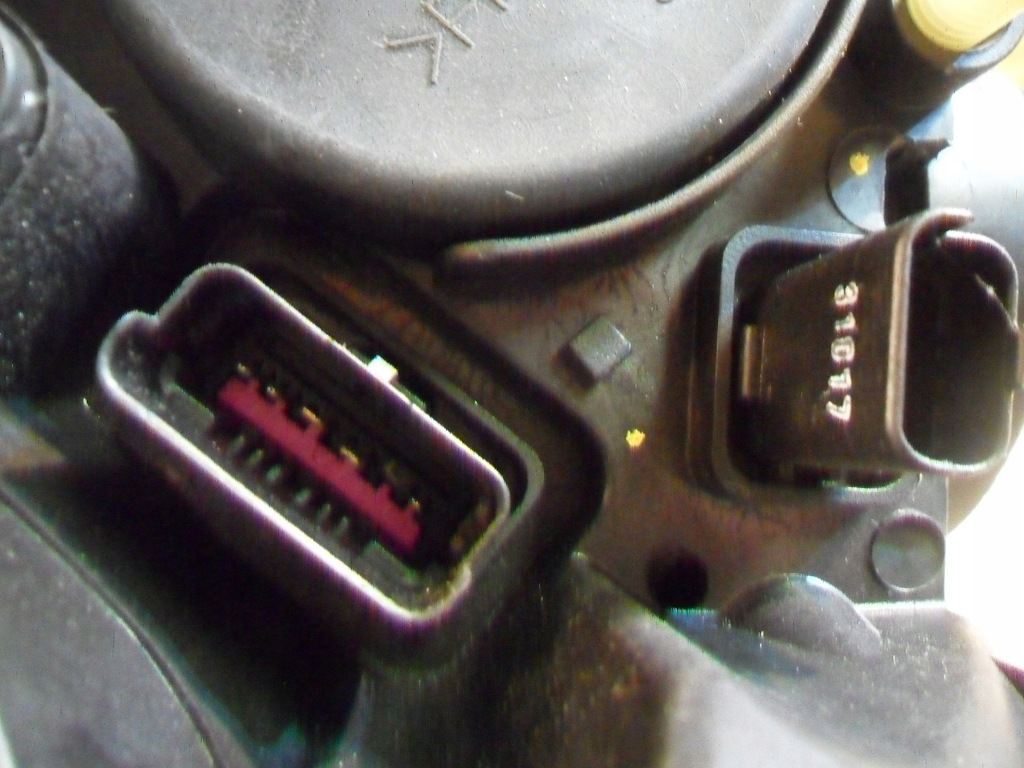 фото №13, Renault clio 2013-10.2016 лампа передняя правая