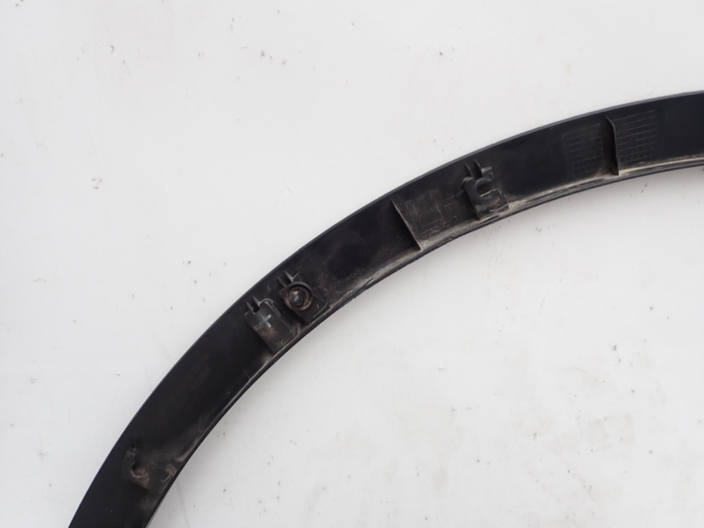 фото №9, Tesla model y 20- молдинг накладка левый задняя