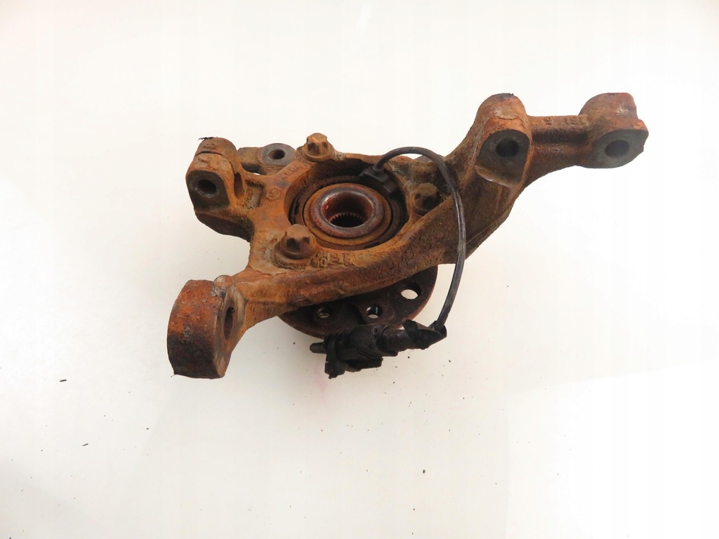 фото №9, Поворотный кулак передняя правая opel zafira b 2.2