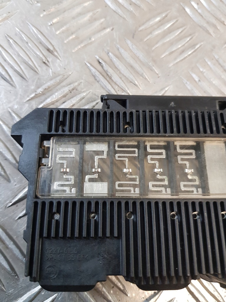 фото №10, Коробка предохранителей предохранитель аккумулятор 1400550780 citroen c8 2.0b