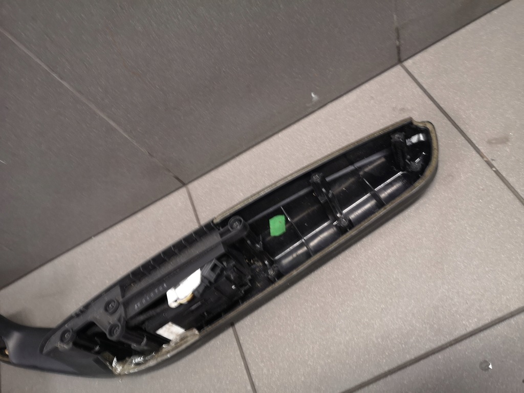 фото №8, Підлокітник обшивка лівий задня audi a8 d3 4e0867373