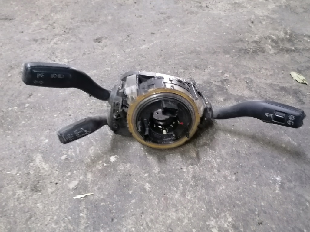 фото №1, Переключатель комбинированный 4e0953521 audi a6 c6