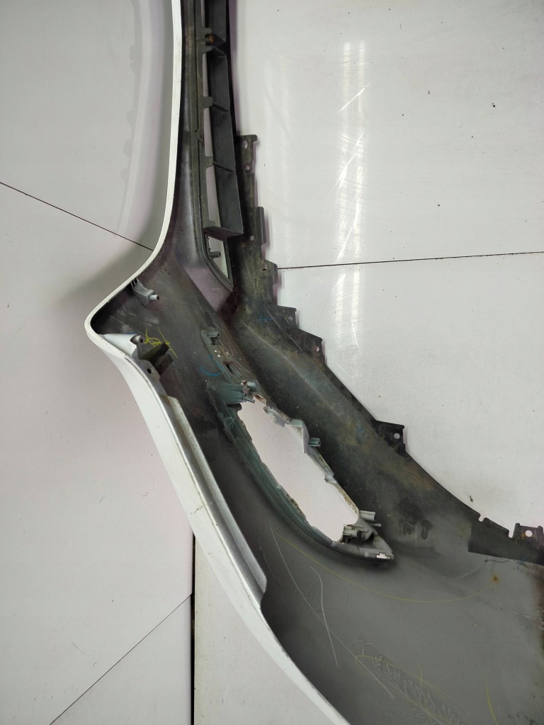 Mazda 3 bm рестайлинг  2016- b63b-50031 бампер передний Киев