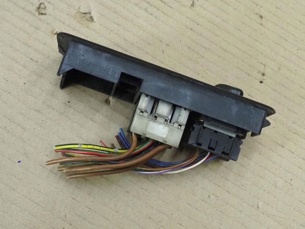 фото №11, Панель лівий перед вікон дзеркал mercedes vito 638 0005456813