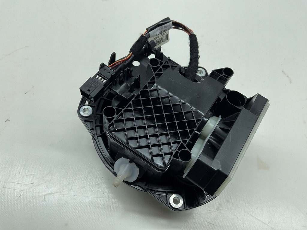 фото №7, Камера заднего вида vw golf viii 5h0827469p