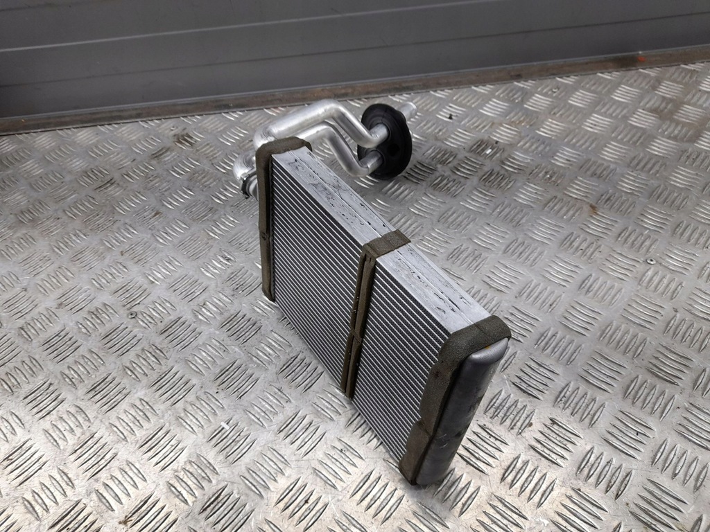 фото №5, Audi q5 sq5 2009 с передний радиатор отопителя