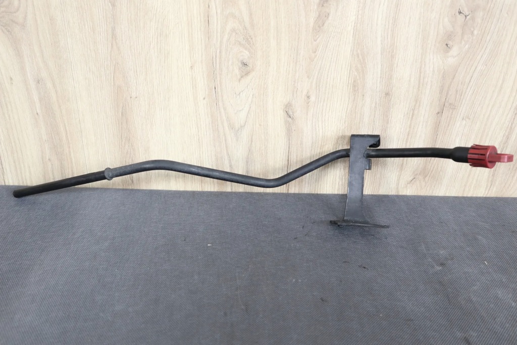 фото №1, Mercedes w203 w209 r171 1.8 k трубка щуп щупа оливи двигуна 6460100035