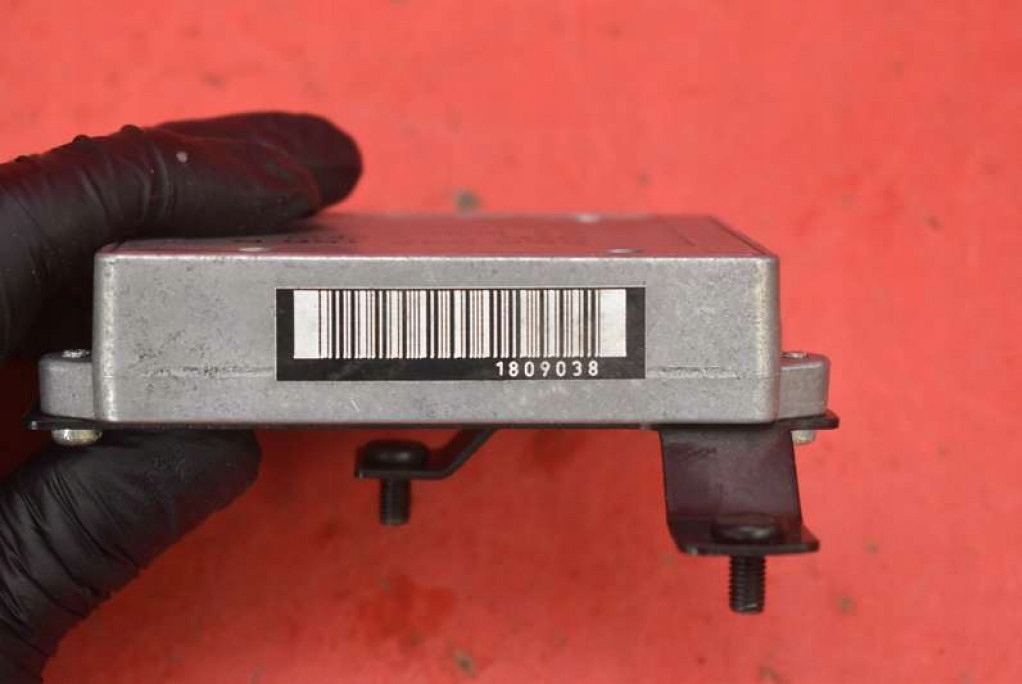 фото №8, Підсилювач антенний 8e0035456b audi a4 b7 04-08