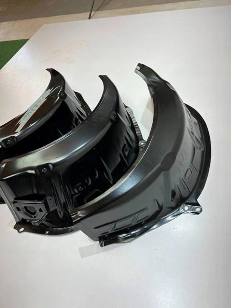 Обшивка підкрилок стійка праве tesla s 1073673-00-e Недорого