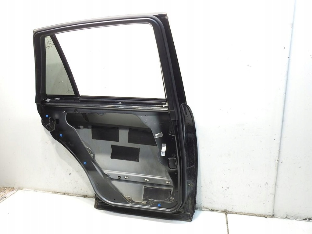 фото №10, Двері лівий задня c197 mercedes r w251