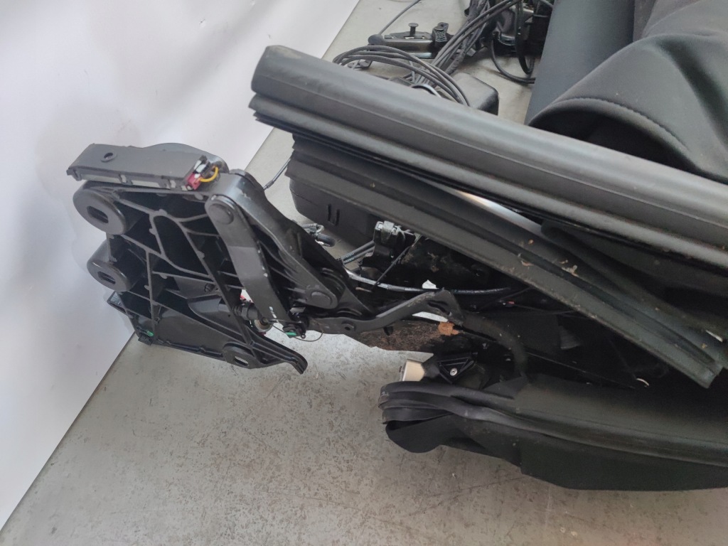 Дах привід насос кришка дах windshot mercedes e-klasa iii w238 cabrio в Україні