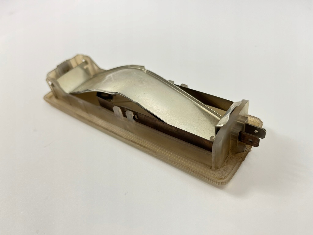 фото №10, Лампа освітлення кабіни mercedes c126 w126 se sel sec 1268200101