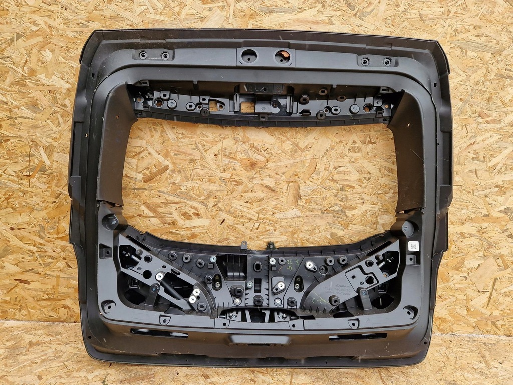 фото №7, Крышка багажника багажника lexus ux 67149-76020