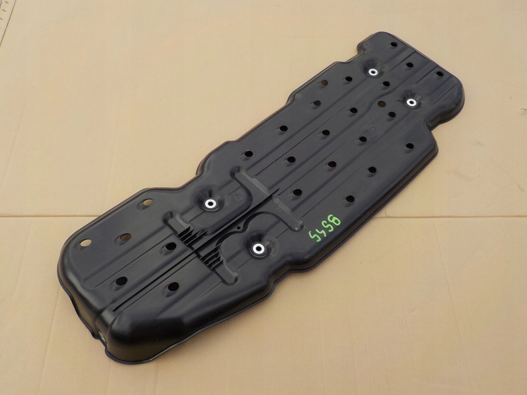 фото №1, Защита бака топлива toyota hilux viii 2015-